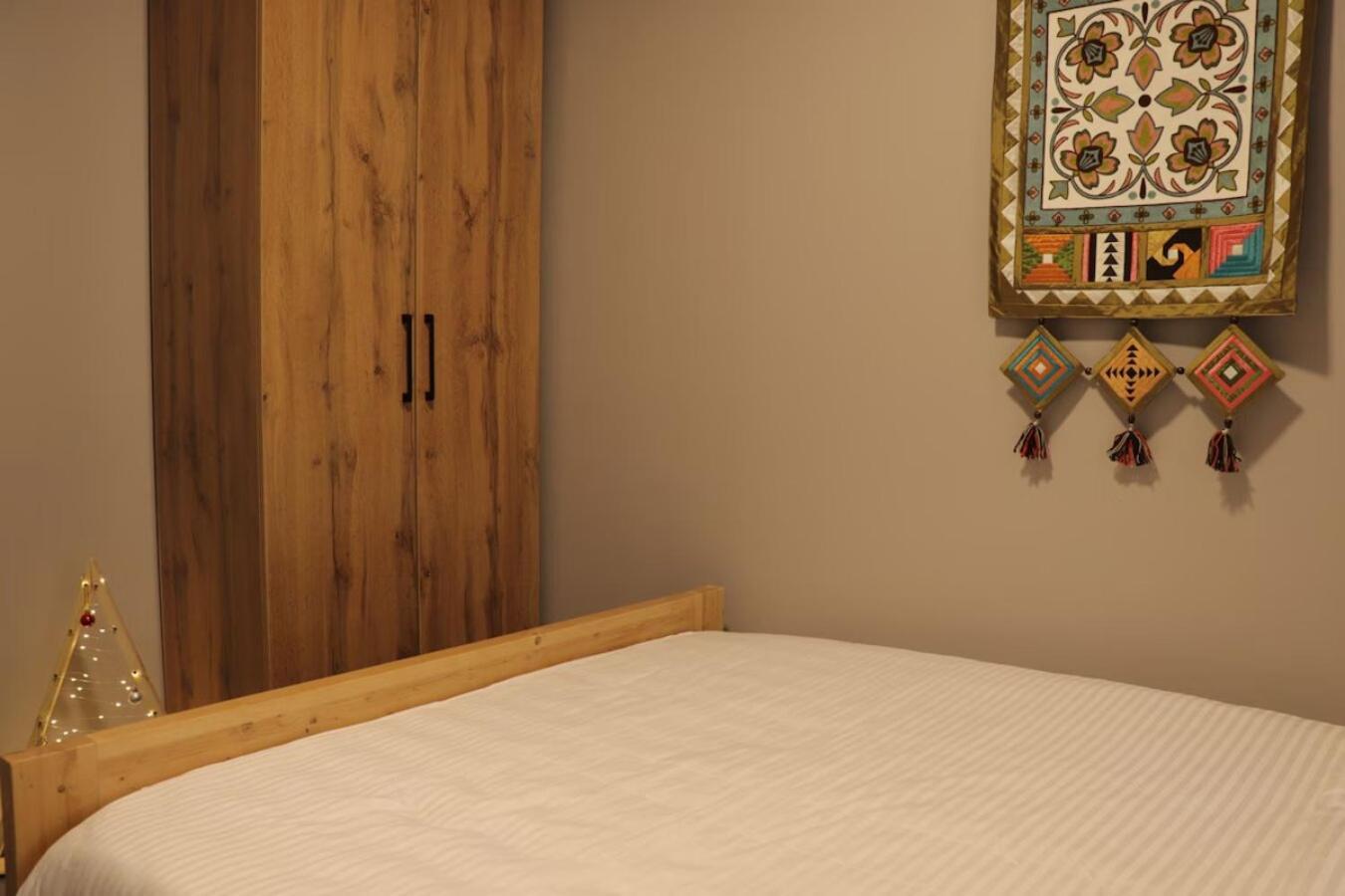 Salamat Hotel Бішкек Екстер'єр фото