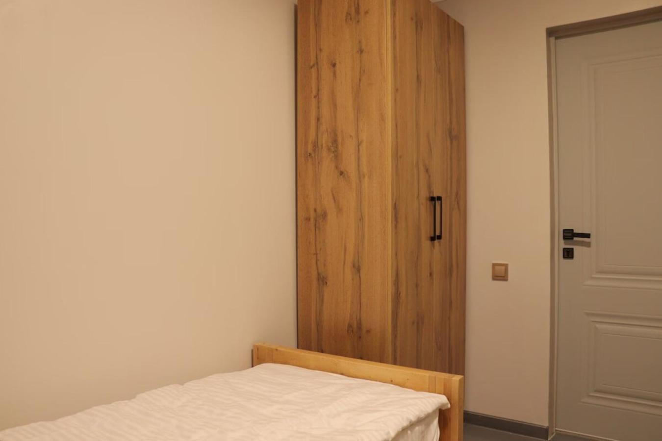 Salamat Hotel Бішкек Екстер'єр фото